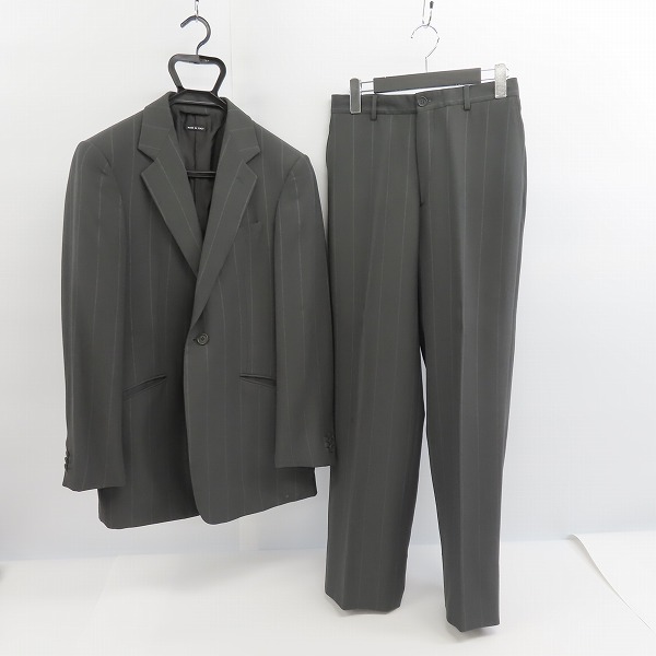 実際に弊社で買取させて頂いたGIORGIO ARMANI/ジョルジオアルマーニ ストライプ ジャケット/パンツ セットアップ/46