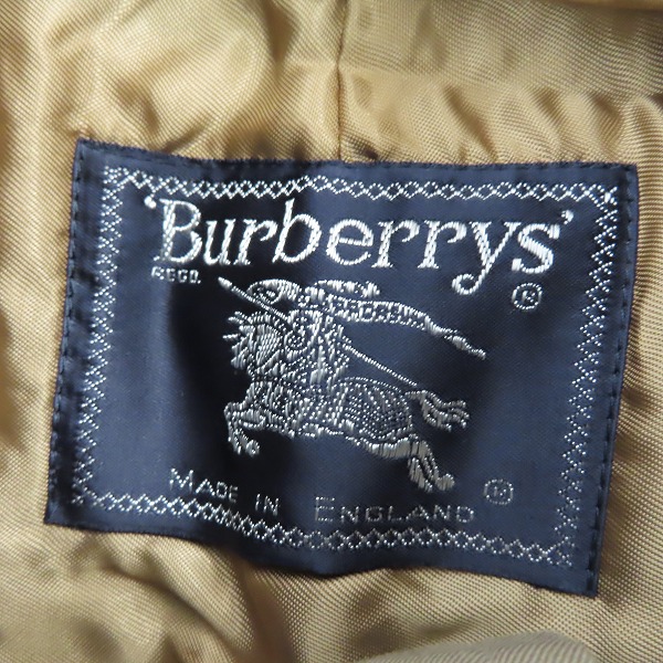 実際に弊社で買取させて頂いたBURBERRYS/バーバリー 裏地チェック ライナー付き ステンカラーコート ベージュ/44の画像 2枚目