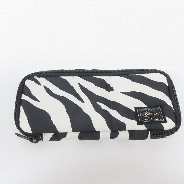 実際に弊社で買取させて頂いたHEAD PORTER/ヘッドポーター ゼブラ柄 ペンケース 黒×白