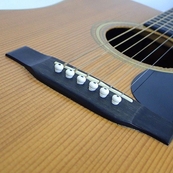 実際に弊社で買取させて頂いた★【難有り】Martin/マーティン D-28 アコースティックギター/アコギ 1973年製 ハードケース付の画像 6枚目
