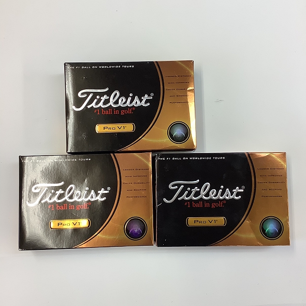 実際に弊社で買取させて頂いた【未使用/オウンネーム入】Titleist/タイトリスト PRO V1 ホワイト ゴルフボール 3ダースの画像 2枚目