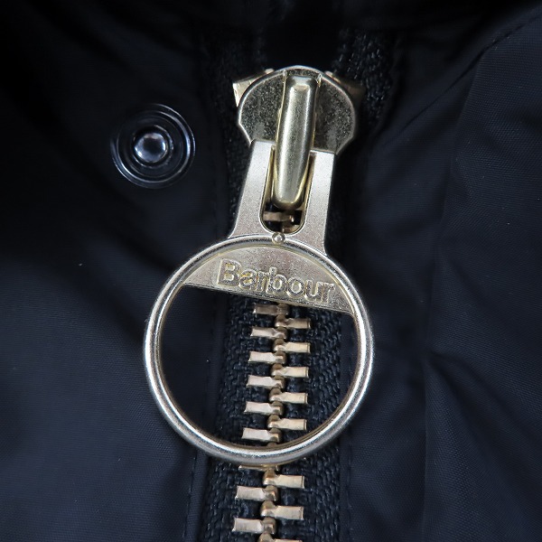 実際に弊社で買取させて頂いたBARBOUR/バブアー ジップアップジャケット 襟コーデュロイ切替え 2101032/Mの画像 8枚目