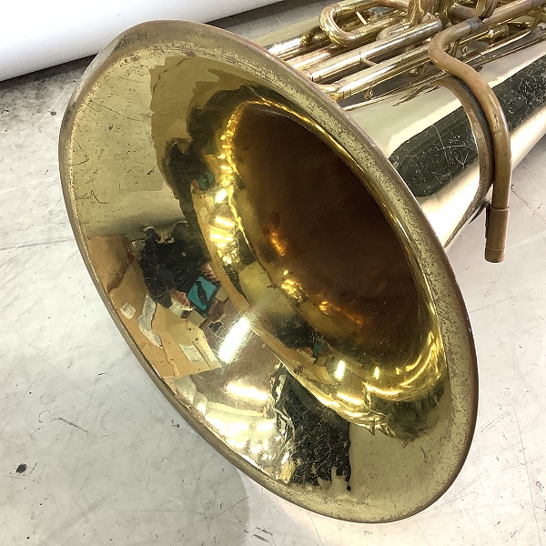 実際に弊社で買取させて頂いた★【ジャンク】YAMAHA/ヤマハ YBB-103 チューバ ハードケース付きの画像 1枚目