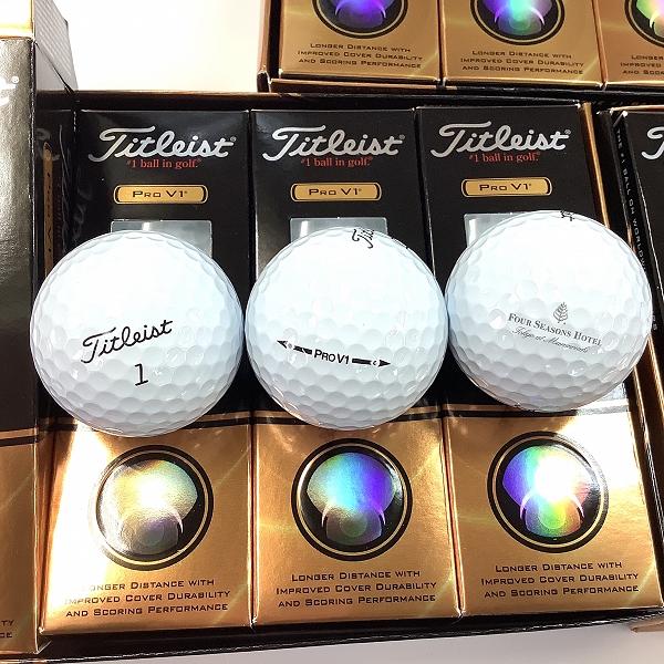 実際に弊社で買取させて頂いた【未使用オウンネーム入】Titleist/タイトリスト PRO V1 ホワイト ゴルフボール 3ダースの画像 1枚目