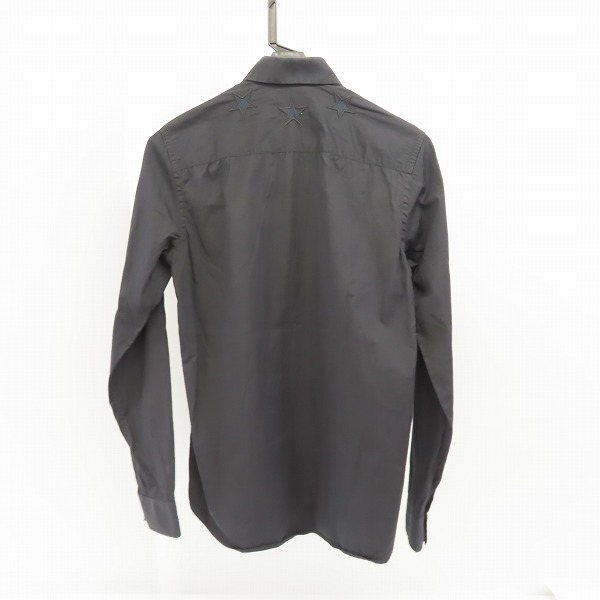 実際に弊社で買取させて頂いたGIVENCHY/ジバンシィ スター刺繍 長袖ドレスシャツ 37の画像 1枚目