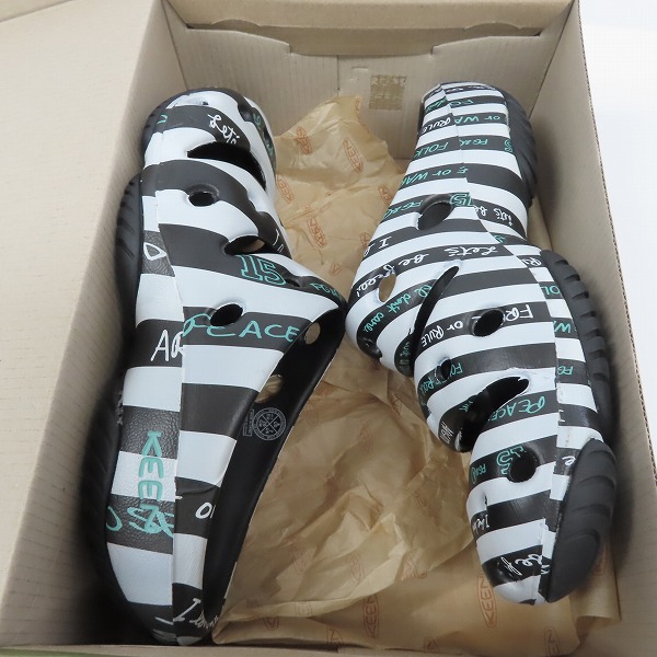 実際に弊社で買取させて頂いたKEEN/キーン Yogui Arts/ヨギ アーツ Surf Border Black サンダル 1013021/26の画像 6枚目