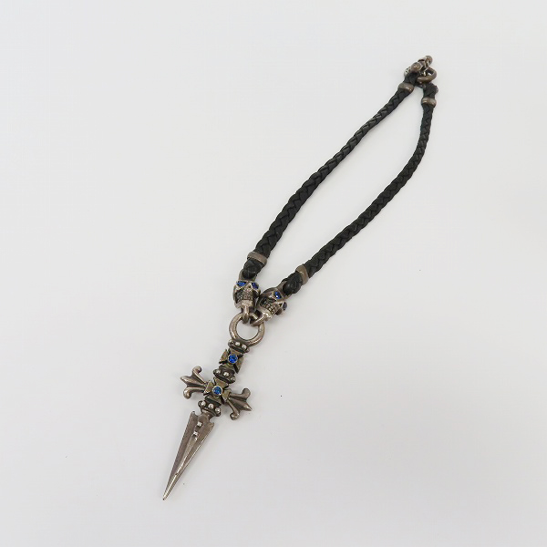 実際に弊社で買取させて頂いたTRAVIS WALKER/トラヴィスワーカー クロスダガーペンダント 2スカル レザーブレード の画像 9枚目