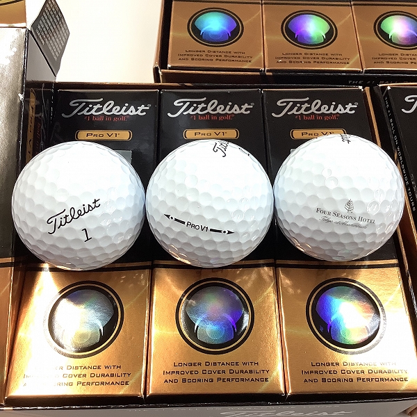 実際に弊社で買取させて頂いた【未使用オウンネーム入】Titleist/タイトリスト PRO V1 ホワイト ゴルフボール 3ダースの画像 1枚目