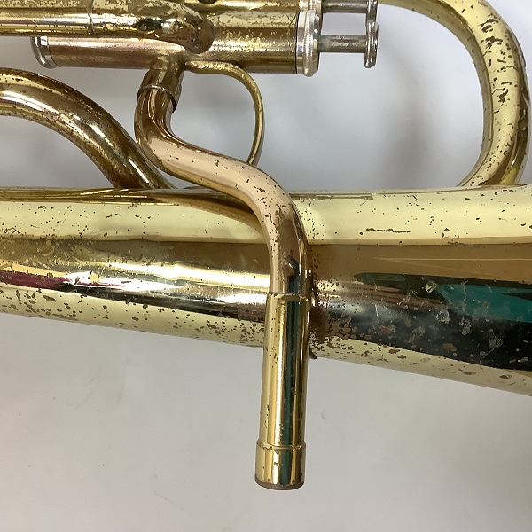 実際に弊社で買取させて頂いた★【ジャンク】YAMAHA/ヤマハ YAH-202 アルトホルン ハードケース付きの画像 7枚目