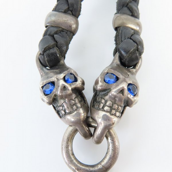 実際に弊社で買取させて頂いたTRAVIS WALKER/トラヴィスワーカー クロスダガーペンダント 2スカル レザーブレード の画像 5枚目