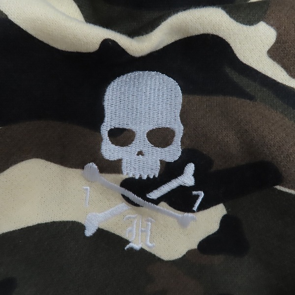 実際に弊社で買取させて頂いたHYDROGEN/ハイドロゲン 迷彩/カモフラ柄 ジップアップパーカー/size：Lの画像 4枚目