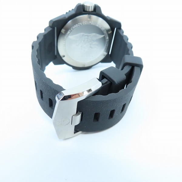 実際に弊社で買取させて頂いたLUMINOX/ルミノックス MASTER CARBON/マスター カーボン SERIES/シリーズ 3800 腕時計/ウォッチ Ref.3813の画像 2枚目