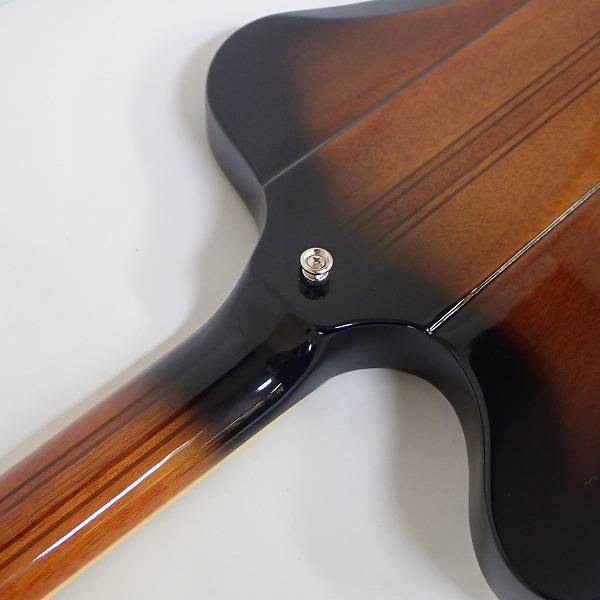 実際に弊社で買取させて頂いた★【美品】Epiphone/エピフォン  Firebird VS/Vintage Sunburst ファイヤーバード 2020年製 ギグケース付の画像 8枚目