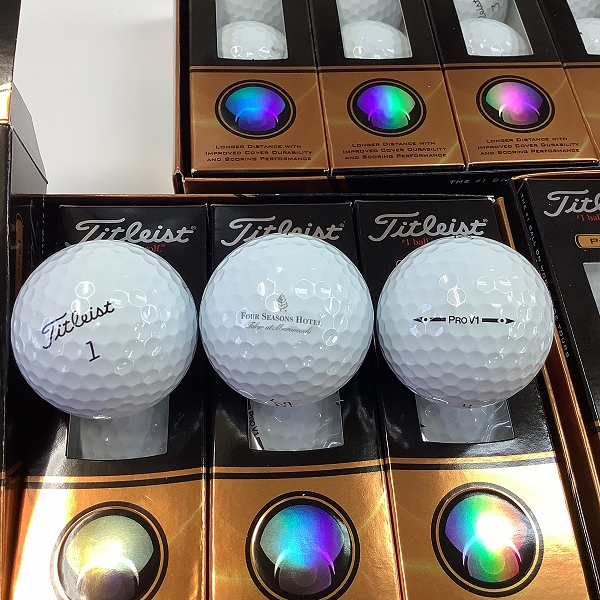 実際に弊社で買取させて頂いた【未使用/オウンネーム入】Titleist/タイトリスト PRO V1 ホワイト ゴルフボール 3ダースの画像 1枚目