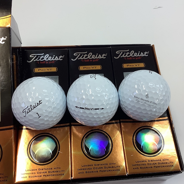 実際に弊社で買取させて頂いた【未使用/オウンネーム入】Titleist/タイトリスト PRO V1 ホワイト ゴルフボール 1ダースの画像 1枚目