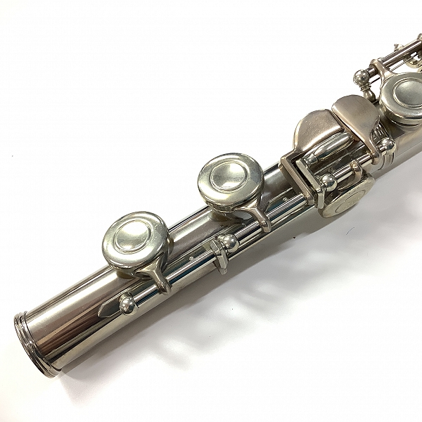 実際に弊社で買取させて頂いたYAMAHA/ヤマハ YFL-211 フルート Eメカ ハードケース付きの画像 7枚目