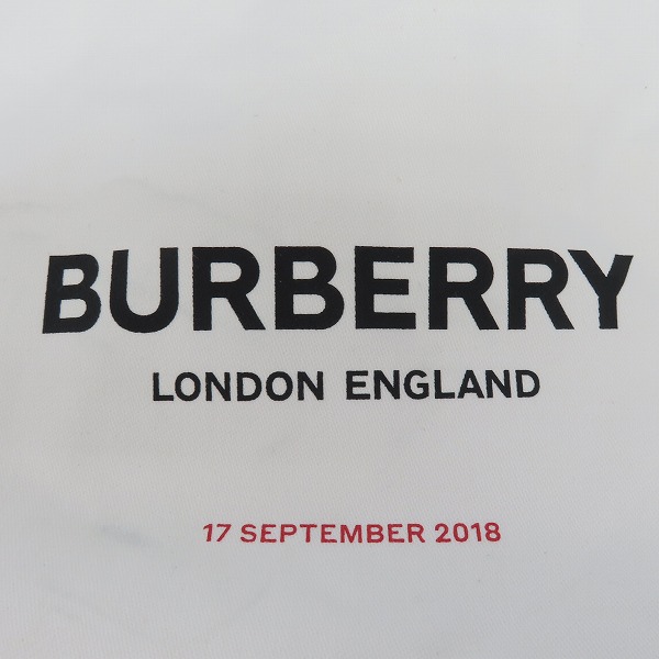 実際に弊社で買取させて頂いたBURBERRY/バーバリー17 September 2018 関係者限定 ノベルティ ナップサックの画像 6枚目