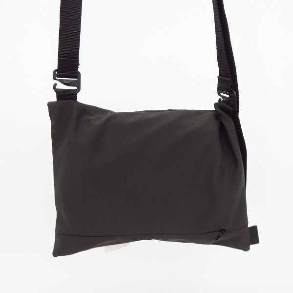 実際に弊社で買取させて頂いたThe Viridi-anne/ザ ヴィリジアン 20SS SCHOELLERパッカブル サコッシュバッグ VI-3237-09の画像 1枚目