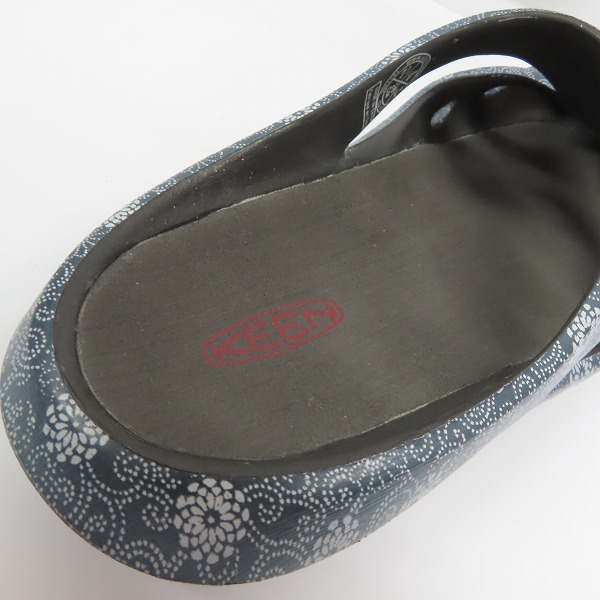 実際に弊社で買取させて頂いたKEEN/キーン SHANTI ARTS/シャンティアーツ ハナカラクサアイ サンダル 1011386/26の画像 4枚目