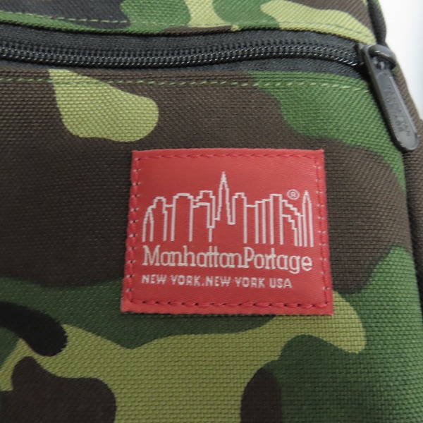 実際に弊社で買取させて頂いたManhattan Portage/マンハッタンポーテージ カモ柄 ミニショルダーバッグの画像 4枚目
