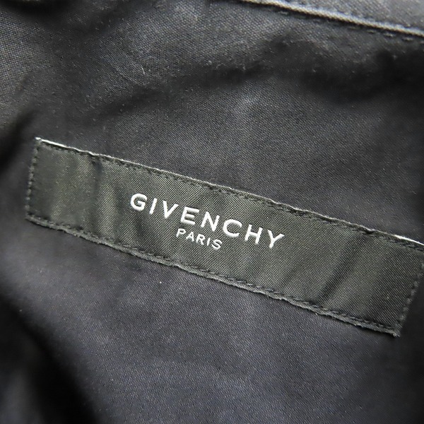 実際に弊社で買取させて頂いたGIVENCHY/ジバンシィ スター刺繍 長袖ドレスシャツ 37の画像 2枚目