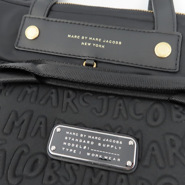 実際に弊社で買取させて頂いた【未使用】MARC BY MARC JACOBS/マークバイマークジェイコブス 2WAY PCケース/タブレットケース 総柄/ロゴ/無地 3点セットの画像 3枚目