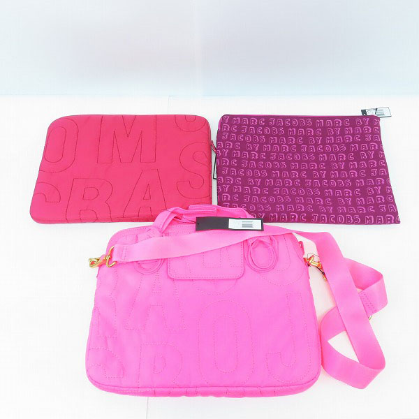 実際に弊社で買取させて頂いた【未使用】Marc by Marc Jacobs/マークバイマークジェイコブス 2WAY PCケース/タブレットケース ロゴ 総柄/刺繡 3点セットの画像 1枚目