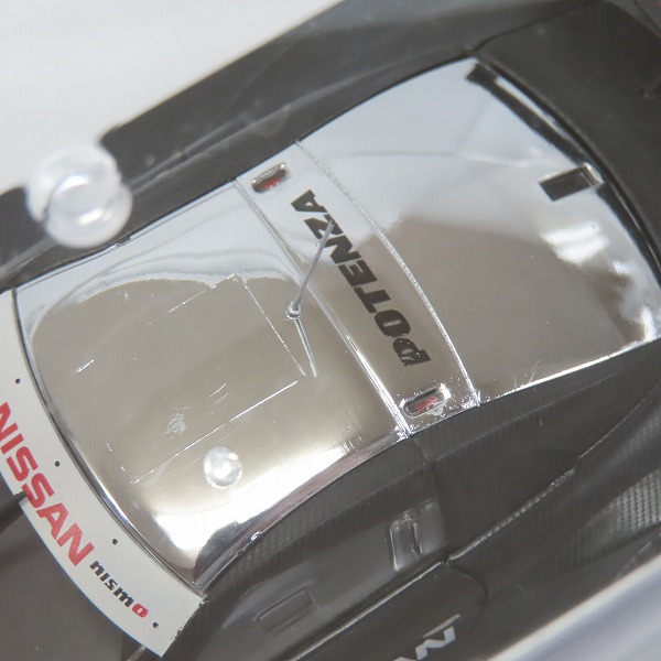 実際に弊社で買取させて頂いたEBBRO/エブロ 1/43 SUPER GT500 2012 No.1 S Road MOLA GT-R Low Down Force #1 44852 ミニカーの画像 5枚目