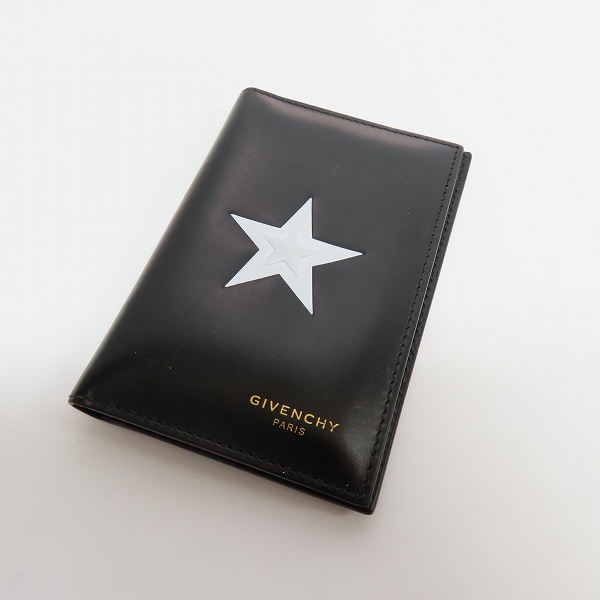 実際に弊社で買取させて頂いたGIVENCHY/ジバンシイ スターロゴ レザーカードケース