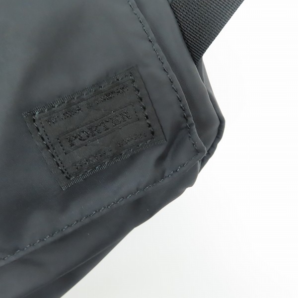 実際に弊社で買取させて頂いたHEAD PORTER/ヘッドポーター BLACK BEAUTY NEW WAIST BAG BLACK ウエストバッグの画像 5枚目