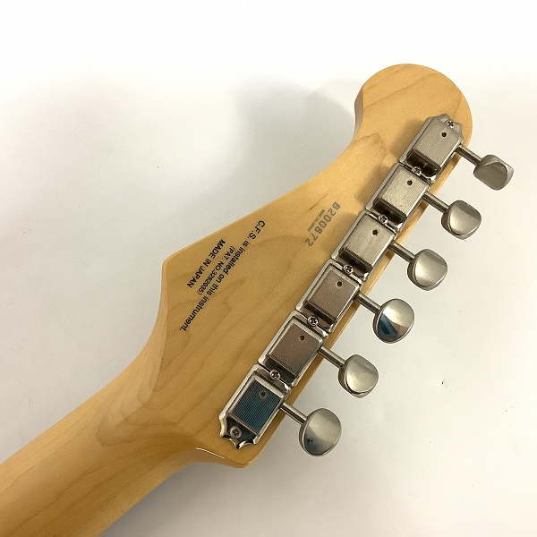 実際に弊社で買取させて頂いた★FGN/FUJIGEN/フジゲン Neo Classicシリーズ NST11RALM-VWH/01 ストラトタイプ エレキギター ギグケース付き【難あり】の画像 2枚目
