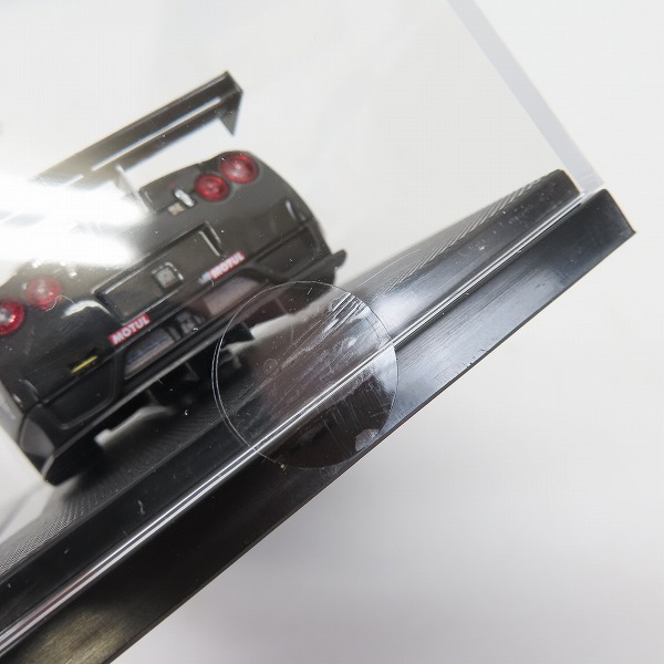 実際に弊社で買取させて頂いたEBBRO/エブロ 1/43 ニッサン GT-R GT1 2009 Silverstone/ホワイト/44305の画像 5枚目