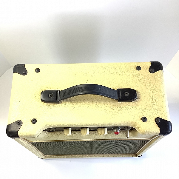 実際に弊社で買取させて頂いた★Greco/グレコ GVA CUSTOM 真空管 ギターアンプ コンボアンプ チューブアンプの画像 2枚目