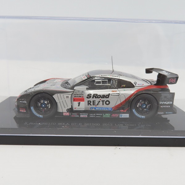 実際に弊社で買取させて頂いたEBBRO/エブロ 1/43 SUPER GT500 2012 No.1 S Road MOLA GT-R Low Down Force #1 44852 ミニカーの画像 1枚目