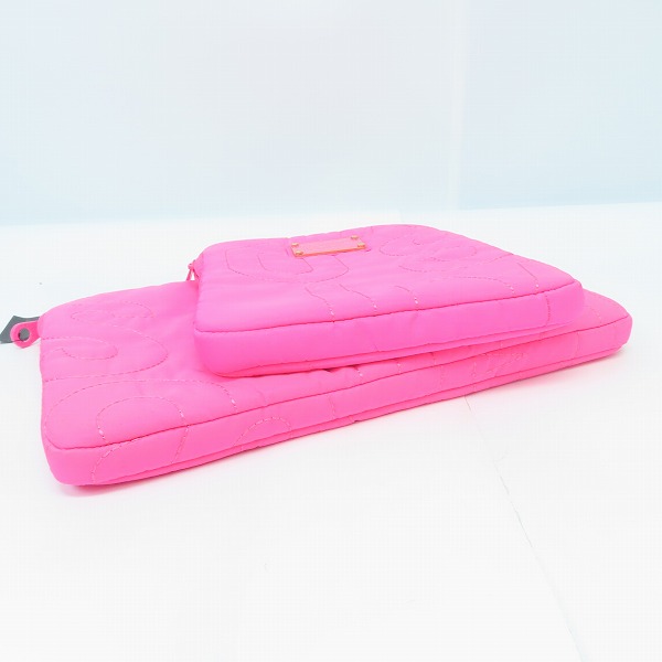 実際に弊社で買取させて頂いた【未使用】Marc by Marc Jacobs/マークバイマークジェイコブス ノックアウトピンク PCケース/タブレットケース 2点セットの画像 2枚目