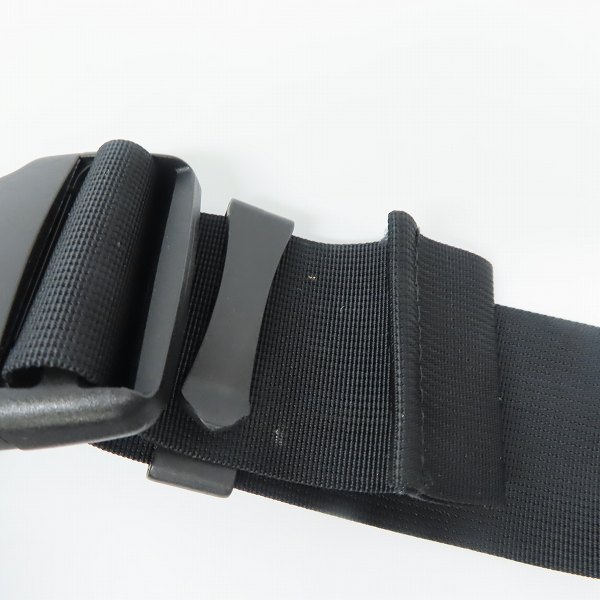 実際に弊社で買取させて頂いたHEAD PORTER/ヘッドポーター BLACK BEAUTY NEW WAIST BAG BLACK ウエストバッグの画像 6枚目