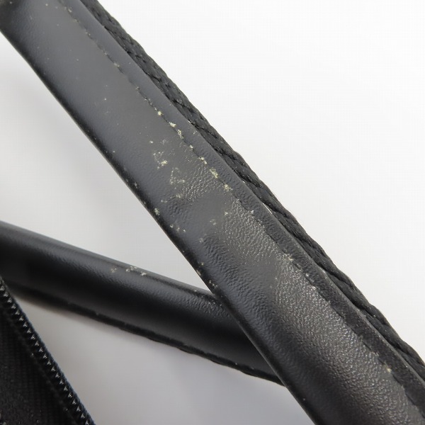 実際に弊社で買取させて頂いた【未使用】MARC BY MARC JACOBS/マークバイマークジェイコブス 2WAY PCケース/タブレットケース  ロゴ/マルチ総柄 3点セットの画像 4枚目