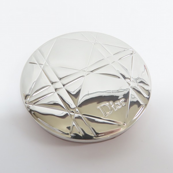 実際に弊社で買取させて頂いた【難有り】Christian Dior/クリスチャンディオール ディオールスキン ミネラルヌード ルミナイザー ブラッシュ チークカラー 6gの画像 1枚目