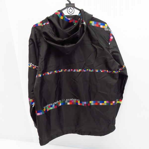 実際に弊社で買取させて頂いたuniform experiment/ユニフォームエクスペリメント COLOR CHART HOODED BLOUSON ナイロンパーカー UE-190046/1の画像 1枚目