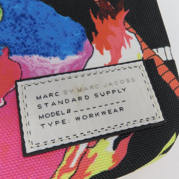 実際に弊社で買取させて頂いた【未使用】MARC BY MARC JACOBS/マークバイマークジェイコブス 2WAY PCケース/タブレットケース 総柄/ロゴ/無地 3点セットの画像 2枚目