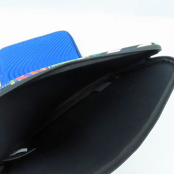 実際に弊社で買取させて頂いた【未使用】Marc by Marc Jacobs/マークバイマークジェイコブス 2WAY PCケース/タブレットケース  総柄 3点セットの画像 3枚目