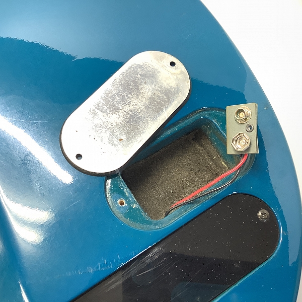 実際に弊社で買取させて頂いた★ESP/イーエスピー J-TVBーSIGNATURE J-BLUE LUNA SEA Jモデル エレキベース 100本限定品 ハードケース付き の画像 7枚目