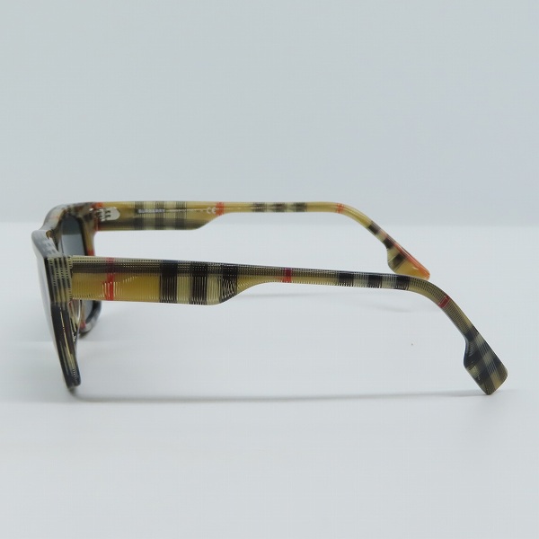 実際に弊社で買取させて頂いたBURBERY/バーバリー サングラス/アイウェア B4293-F 3806/87の画像 2枚目