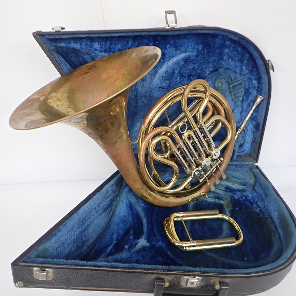 実際に弊社で買取させて頂いた★【ジャンク】メーカー不明 フレンチホルン 型番不明 ハードケース付