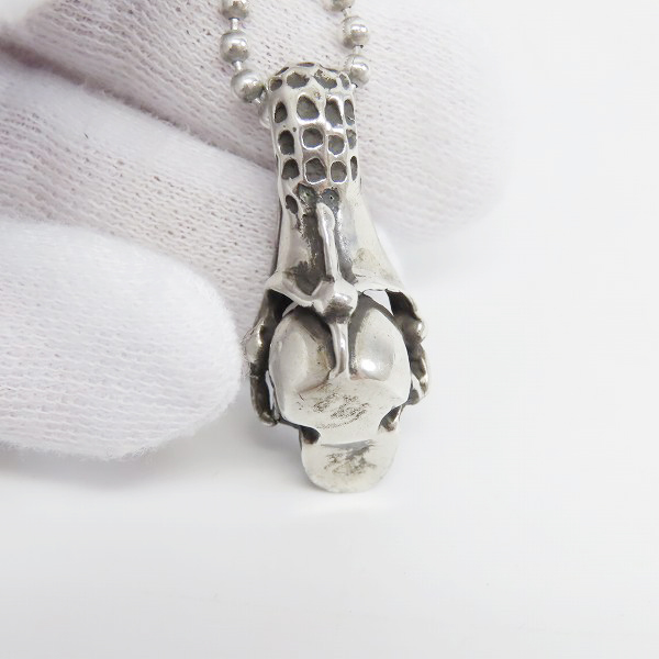 実際に弊社で買取させて頂いたSTANLEY GUESS/スタンリーゲス オーバータロン スカルペンダント ネックレスの画像 2枚目