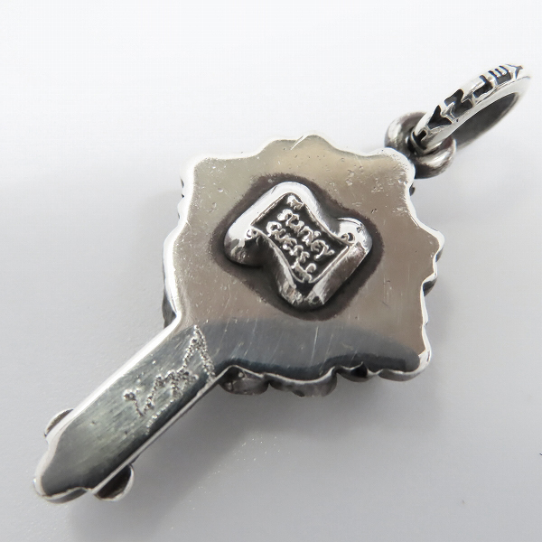 実際に弊社で買取させて頂いたSTANLEY GUESS/スタンリーゲス スモールマルチスカル クロス ペンダントの画像 1枚目