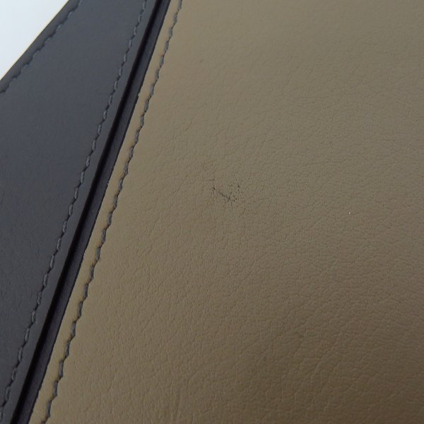 実際に弊社で買取させて頂いたLOEWE/ロエベ パズル オープン ウォレット/長財布 クラシックカーフレザー/アナグラムロゴ の画像 9枚目