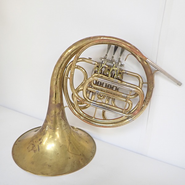 実際に弊社で買取させて頂いた★【ジャンク】メーカー不明 フレンチホルン 型番不明 ハードケース付の画像 1枚目
