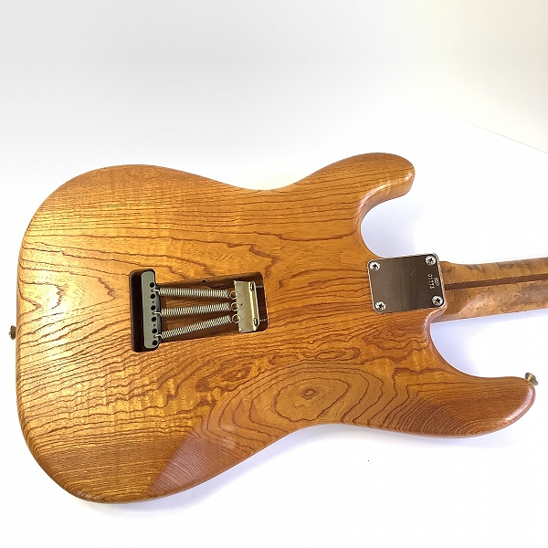 実際に弊社で買取させて頂いた★ESP/イーエスピー 型番不明 ストラトタイプ STタイプ エレキギター ソフトケース付きの画像 6枚目