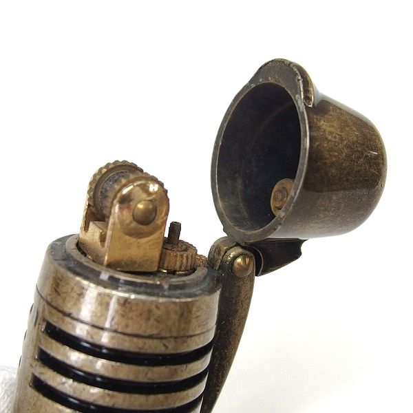 実際に弊社で買取させて頂いたjean paul gaultier/ジャンポール・ゴルチエ フットボール ローラー式ガスライターの画像 5枚目